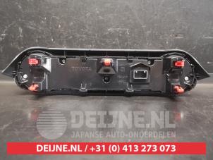 Toyota Rav-4 Heater control panel O734778 photo 2