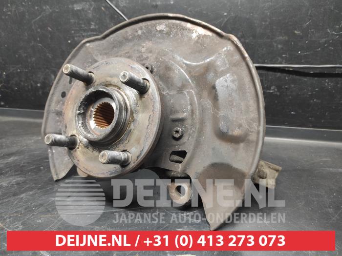 Toyota Yaris Fusee rechts-voor O734812
