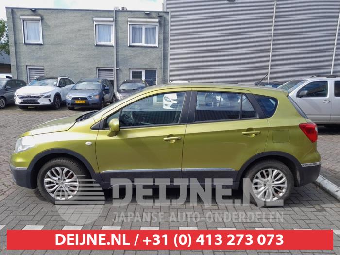Suzuki SX-4 Zusätzliches Fenster 4-türig links hinten O734847