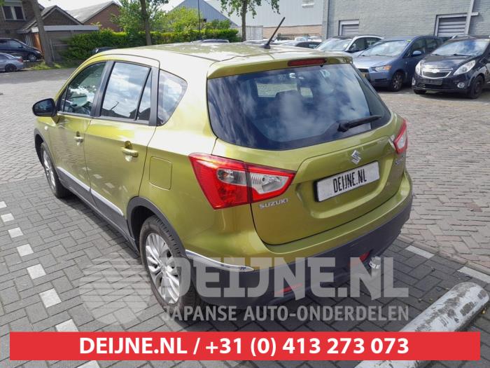 Suzuki SX-4 Rücklicht links O734848
