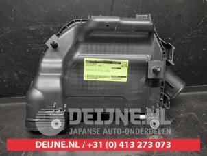 Suzuki Swift Luftfiltergehäuse O734886 foto 2