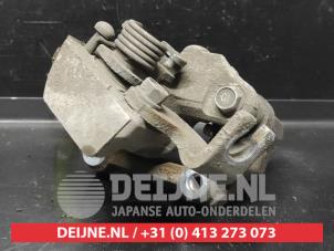 Suzuki Swift Remklauw (Tang) links-achter O734898 foto 2