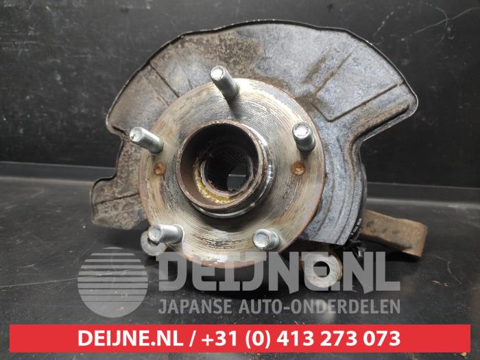 Suzuki Swift Achsschenkel rechts vorne O734901