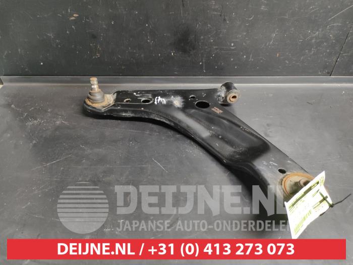 Hyundai I10 Querlenker unten links vorne O734948