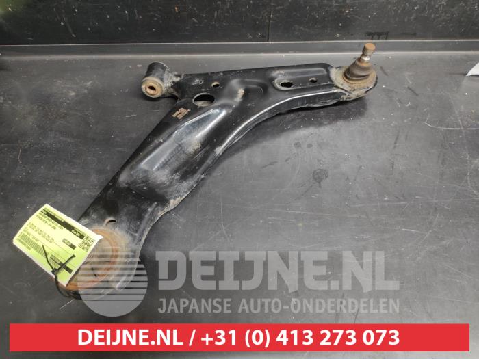 Hyundai I10 Querlenker unten rechts vorne O734950