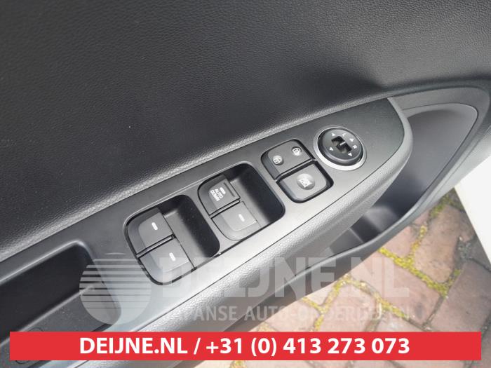 Hyundai I10 Combischakelaar ramen O734961