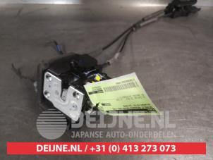Hyundai I10 Door lock mechanism 4-door, front left O734964 photo 2