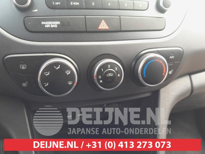 Hyundai I10 Kachel Bedieningspaneel O734985