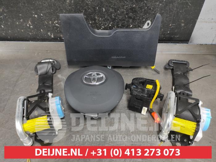 Toyota Yaris Airbag set O734993