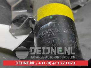 Toyota Yaris Stoßdämpferstrebe links vorne O735048 foto 2