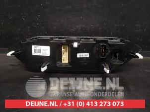 Kia Rio Kachel Bedieningspaneel O735037 foto 2