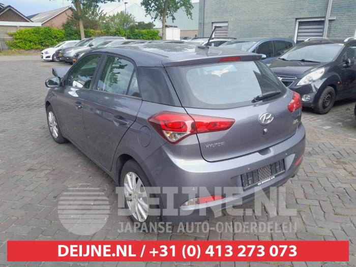 Hyundai I20 Rear bumper O735096