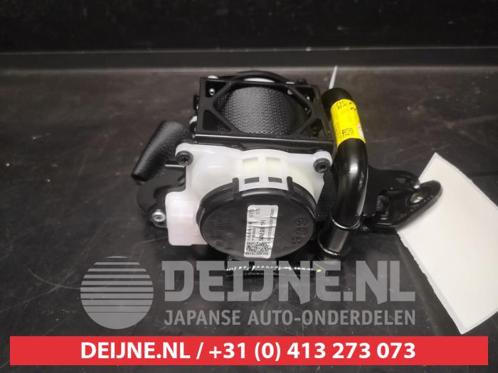 Toyota Aygo X Rear seatbelt, left O735197