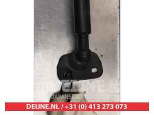 Toyota Prius Gasdemper links-achter O294389 foto 3