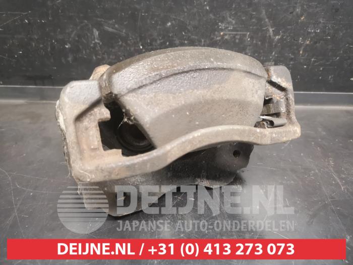 Lexus IS Bremszange rechts vorne O735259