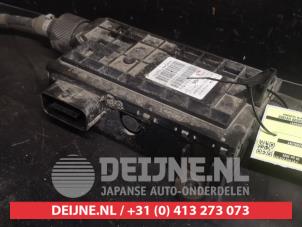 Toyota Avensis Handrem Module O735276 foto 2