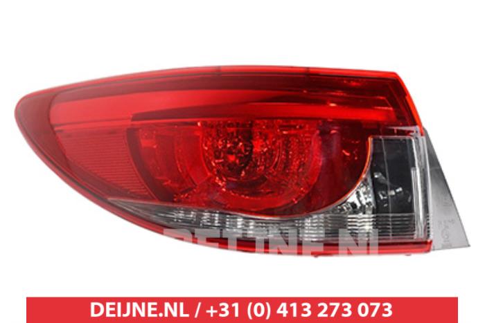 Mazda 6 Achterlicht links O9990010143