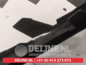 Toyota Aygo Stoßstangenteil Mitte vorne O735324 foto 3