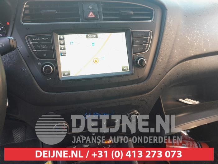 Hyundai I20 Heater control panel O735360