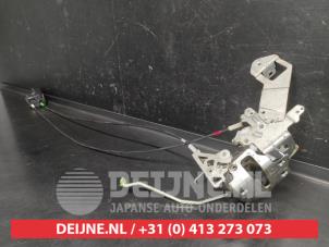 Daihatsu Cuore Deurslot Mechaniek 2Deurs links O735518 foto 3