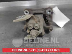 Honda Accord Bremszange rechts hinten O735617 foto 2