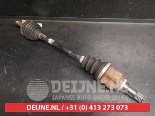 Toyota Yaris Front drive shaft, left O735628 photo 3