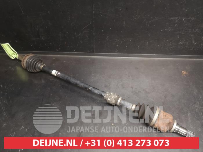 Toyota Yaris Front drive shaft, right O735629