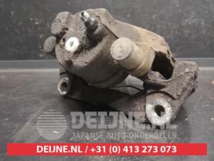 Toyota Yaris Front brake calliper, right O735631 photo 2
