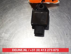 Kia Rio Airbag-Sensor O334430 foto 2