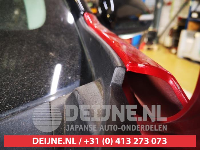 Kia Stonic Front wing, left O735758