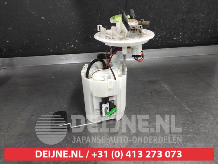 Gebruikte Tank element Pomp Kia Stonic (YB) 1.0i T-GDi 12V Prijs op aanvraag aangeboden door V.Deijne Jap.Auto-onderdelen BV