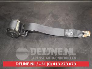 Nissan Juke Veiligheidsgordel links-achter O735810 foto 2