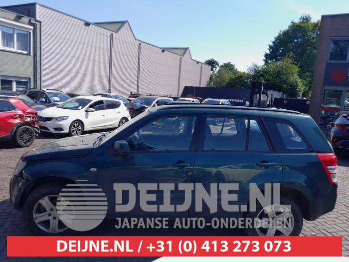 Suzuki Grand Vitara Tür 4-türig links hinten O735840