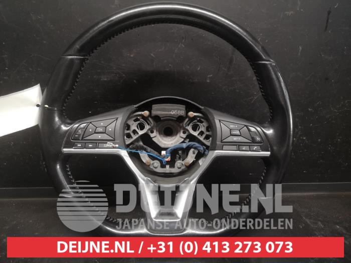 Nissan Qashqai Lenkrad O735870