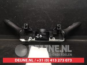 Nissan Qashqai Combischakelaar Stuurkolom O735894 foto 3