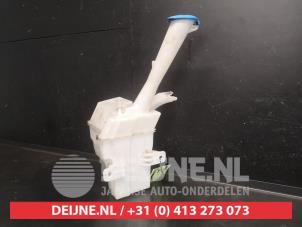 Hyundai I20 Scheibensprüherpumpe vorne O735961 foto 2