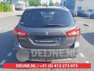 Suzuki SX-4 Stoßstange hinten O736058 foto 2