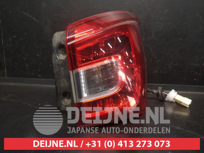 Suzuki SX-4 Rücklicht rechts O736060