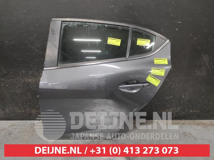 Mazda 3 Tür 4-türig links hinten O736160