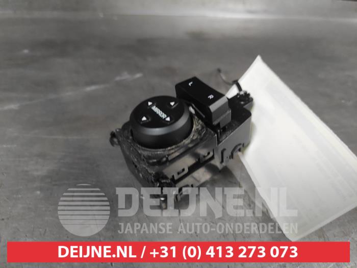 Hyundai Tucson Spiegel Schalter O736188