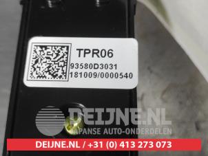 Hyundai Tucson Electric window switch O736191 photo 2