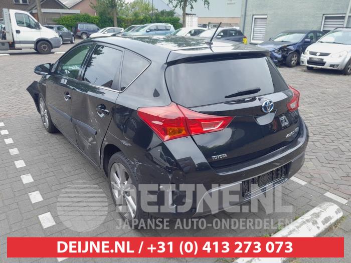 Toyota Auris Rücklicht links O736275