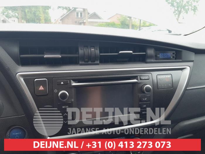 Toyota Auris Radio O736286