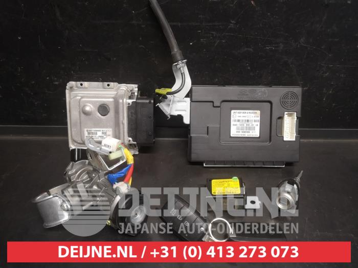 Kia Rio Kontaktslot+Sleutel O736303