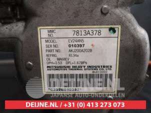 Mitsubishi Outlander Aircopomp O736325 foto 3