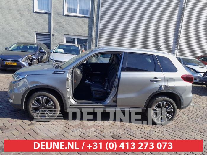 Suzuki Vitara Türscheibe 4-türig links hinten O736404