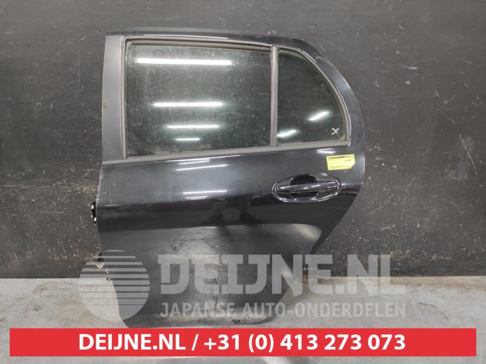 Toyota Yaris Portier 4Deurs links-achter O736456