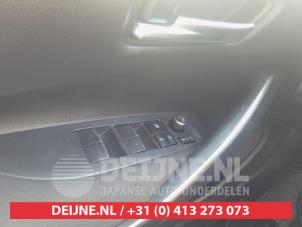 Toyota Corolla Kombischalter Fenster O736486 foto 3