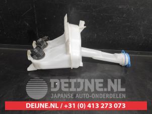 Suzuki Celerio Ruitensproeiertank voor O736514 foto 2