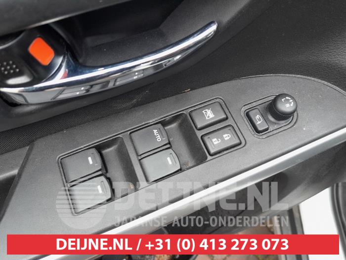 Suzuki SX-4 Kombischalter Fenster O736535